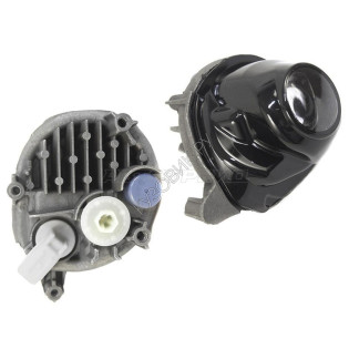 Фара противотуманная  MAZDA CX5 17-/3 16-/6 16-/CX3 16- прав SAT