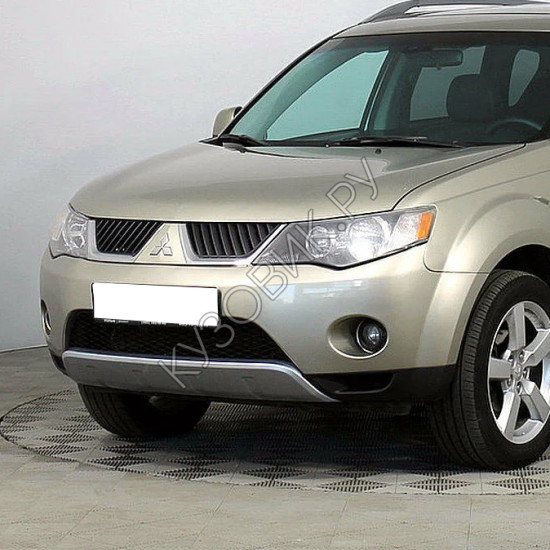 Бампер передний в цвет кузова Mitsubishi Outlander 2 (2006-2009)