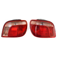 Фонари задние Тойота Ярис Toyota Yaris XP10 (1999-2005) комплект 2 штуки левый и правый TYC высокое качество