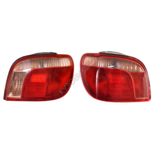 Фонари задние Тойота Ярис Toyota Yaris XP10 (1999-2005) комплект 2 штуки левый и правый TYC высокое качество